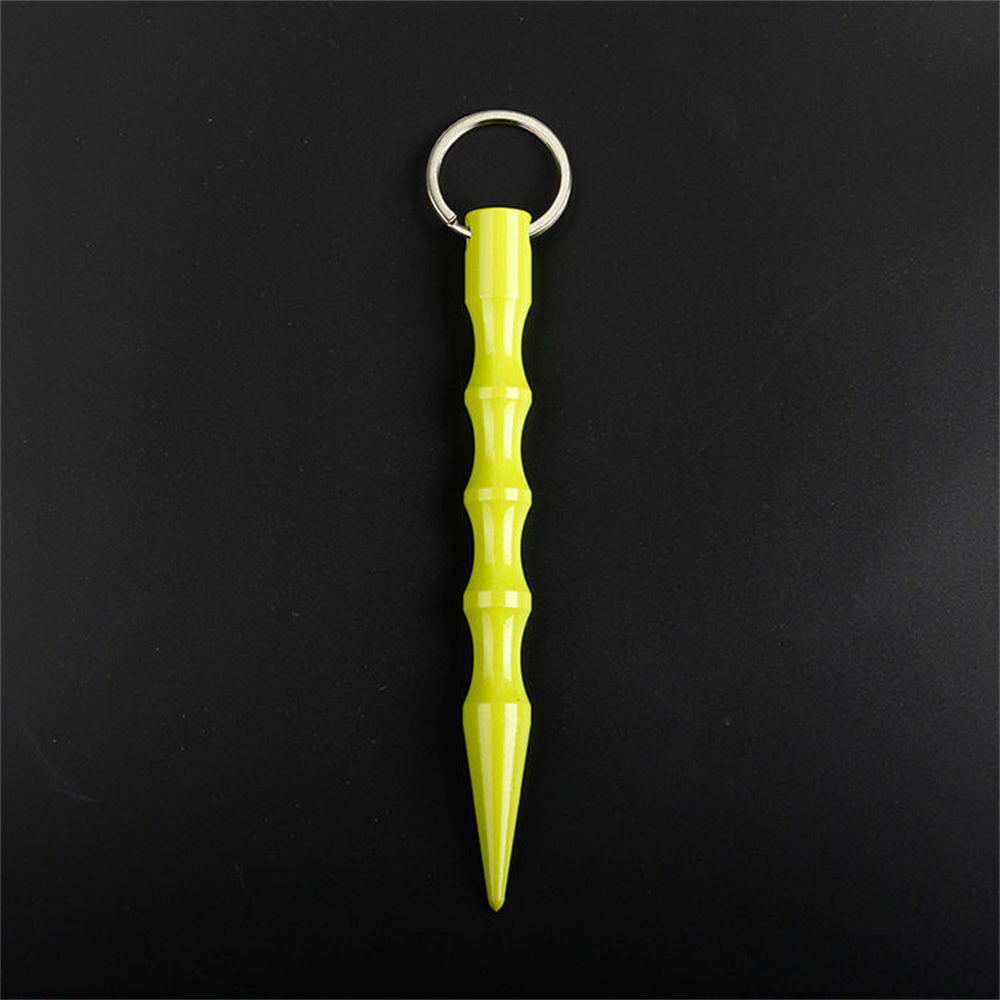 "Matte Spike" Defense Keychain - Protect Yourself with Timeless Style